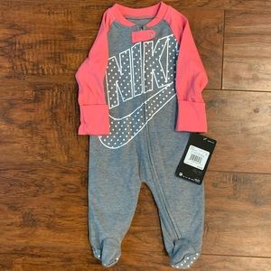 Nike One Piece Footie